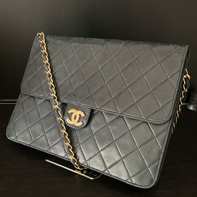 CHANEL(シャネル)のシャネル　ヴィンテージマトラッセ　プッシュロック レディースのバッグ(ショルダーバッグ)の商品写真