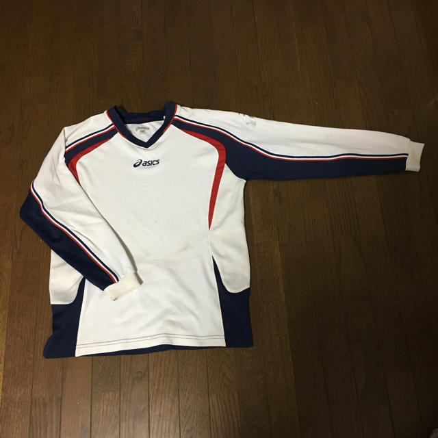 asics(アシックス)のカットソー ジュニア150cm キッズ/ベビー/マタニティのキッズ服男の子用(90cm~)(Tシャツ/カットソー)の商品写真