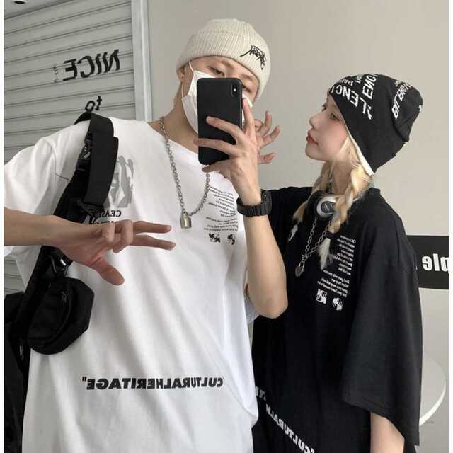 ☆モノトーン☆バックプリント ストリート系 ビックロゴ ユニセックス  Tシャツ レディースのトップス(Tシャツ(半袖/袖なし))の商品写真