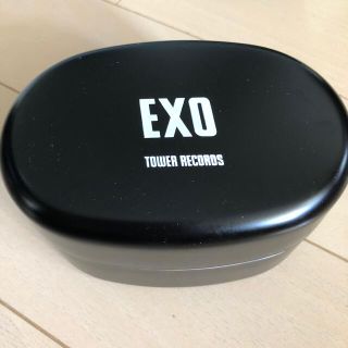 夏休み　子どもと遊ぼう！新品未使用　EXO エクソ お弁当箱(アイドルグッズ)