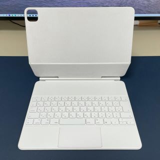 アップル(Apple)のMagic Keyboard  iPad Pro（第5世代） 12.9インチ(PC周辺機器)