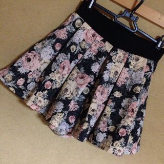 マジェスティックレゴン(MAJESTIC LEGON)の♡マジェ♡ゴブラン織り花柄ショーパン(ショートパンツ)