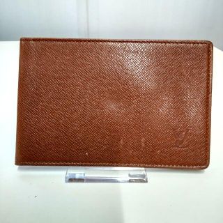 LOUIS VUITTON(名刺入れ/定期入れ ・ ブラウン/茶色系)の LOUIS VUITTON(名刺入れ/定期入れ ・ ブラウン/茶色系)の