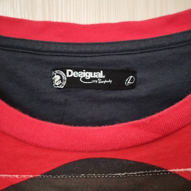 DESIGUAL(デシグアル)のdesigual　デジグアル　チンパンジーTシャツ　総柄 メンズのトップス(Tシャツ/カットソー(半袖/袖なし))の商品写真