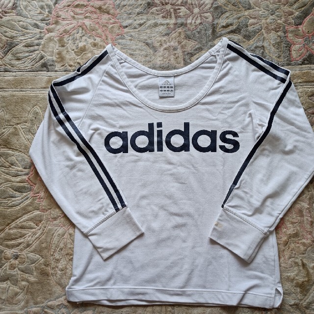 adidas(アディダス)のadidas七分袖Tシャツ レディースのトップス(Tシャツ(長袖/七分))の商品写真