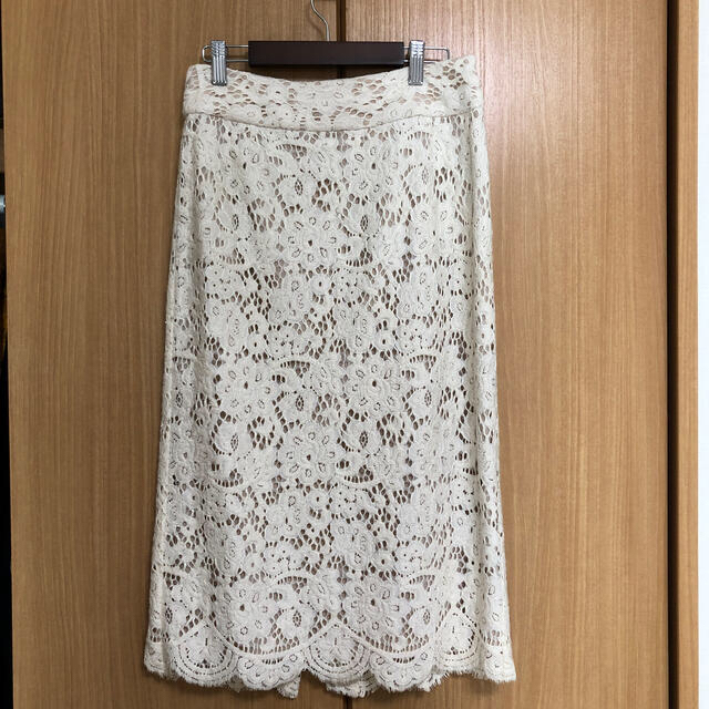 IENA(イエナ)の最終セール　IENA レースタイトスカート レディースのスカート(ひざ丈スカート)の商品写真