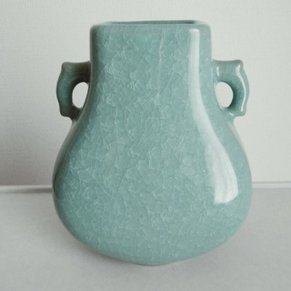 タチキチ(たち吉)の橘吉　花瓶（陶器）(花瓶)