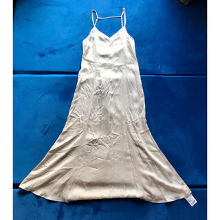 CASA FLINE アセテートサテンキャミドレスの通販｜ラクマ