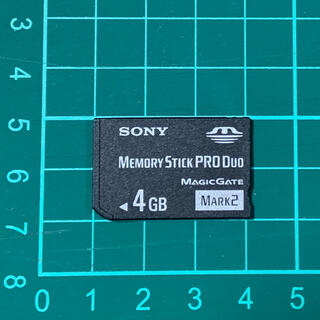 プレイステーションポータブル(PlayStation Portable)の【PSP】メモリースティック 4GB(PC周辺機器)