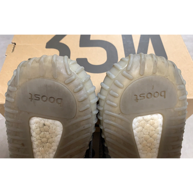 adidas(アディダス)のadidas yeezy boost350v2 ベルーガ　beluga メンズの靴/シューズ(スニーカー)の商品写真