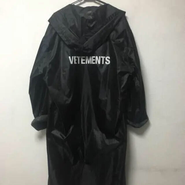 【美品】vetements raincoat