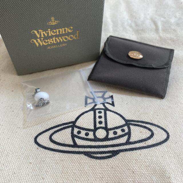 Vivienne Westwood(ヴィヴィアンウエストウッド)のNANO SOLITAIRE シングル スタッズ ピアス メンズのアクセサリー(ピアス(片耳用))の商品写真