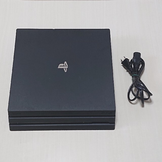 PS4 Pro 本体のみ