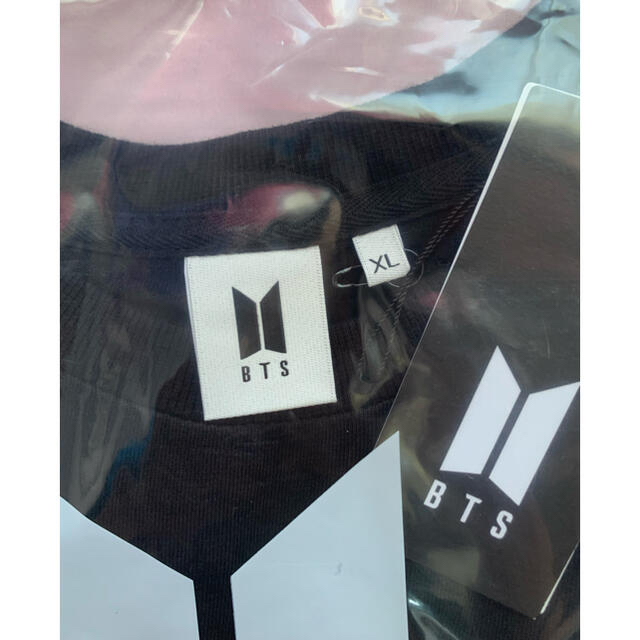 防弾少年団(BTS)(ボウダンショウネンダン)のTEAM BTS ジン　Tシャツ　XL メンズのトップス(Tシャツ/カットソー(半袖/袖なし))の商品写真