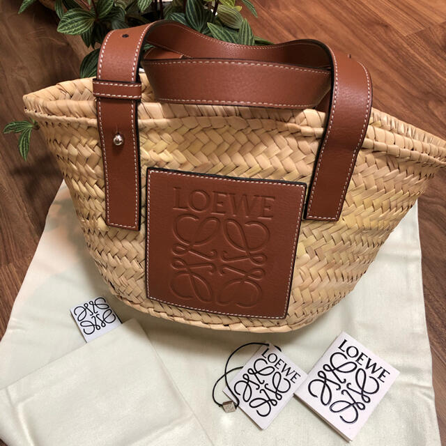 LOEWE】ロエベ かごバッグ Sサイズ TAN 新製品 23970円 www.gold-and ...