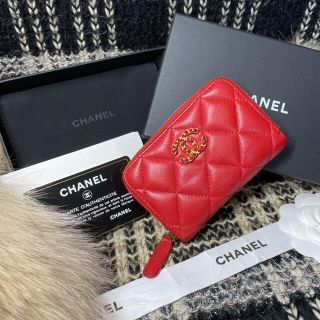 シャネル(CHANEL)の超美品！大人気★CHANEL 19  マトラッセ★コインケース　ミニ財布(財布)