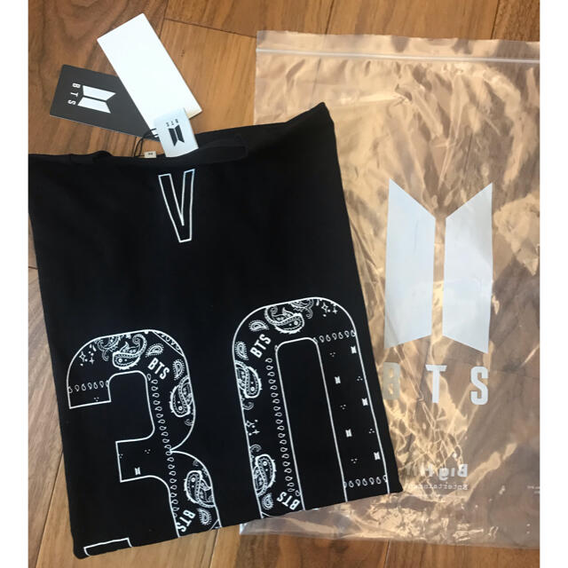 BTS ポップアップTシャツ Mサイズ V キムテヒョン テテ 新品タグ付き