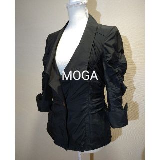 モガ(MOGA)の【美品】MOGA ブラック ジャケット(テーラードジャケット)