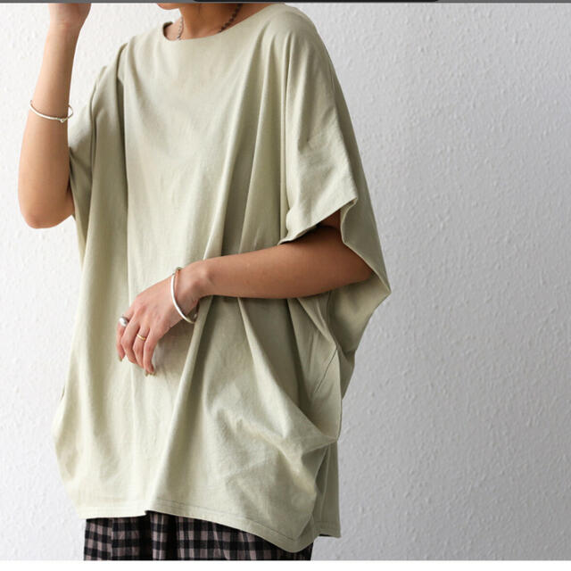 antiqua(アンティカ)のアンティカ　ドルマントップス レディースのトップス(Tシャツ(半袖/袖なし))の商品写真