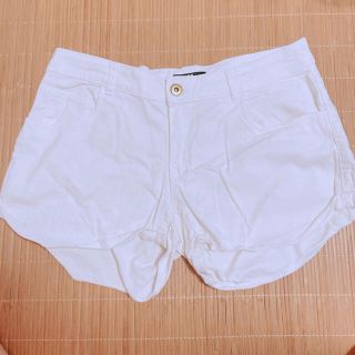 エイチアンドエム 白 ショートパンツ(レディース)の通販 100点以上