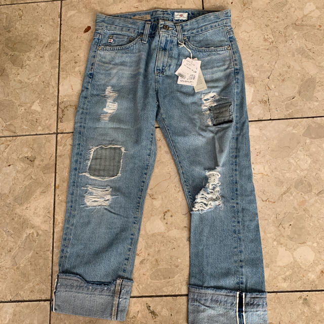 パンツ新品‼️未使用‼️  AG JEANS   ダメージデニム　25R