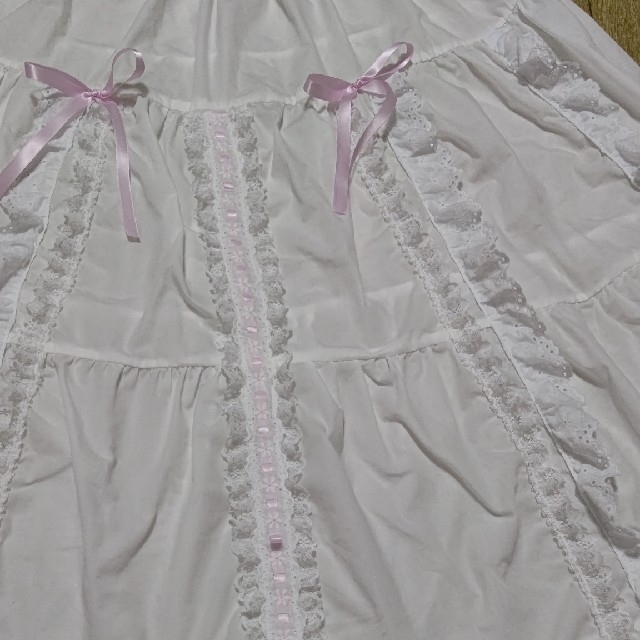 NILE PERCH(ナイルパーチ)のナイルパーチシロ(ボリュームレース)ティアードスカート レディースのスカート(ロングスカート)の商品写真