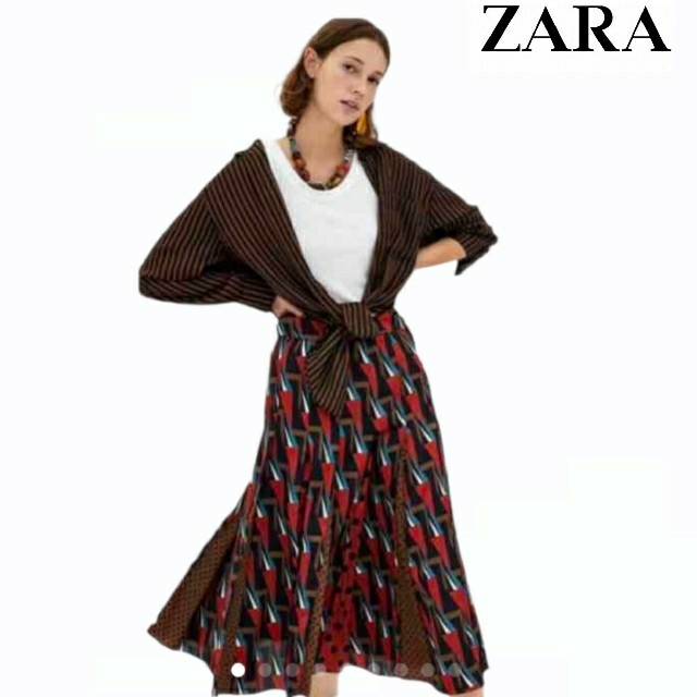 ZARA(ザラ)のZARA　幾何学×ドット ロングプリーツ スカート レディースのスカート(ロングスカート)の商品写真