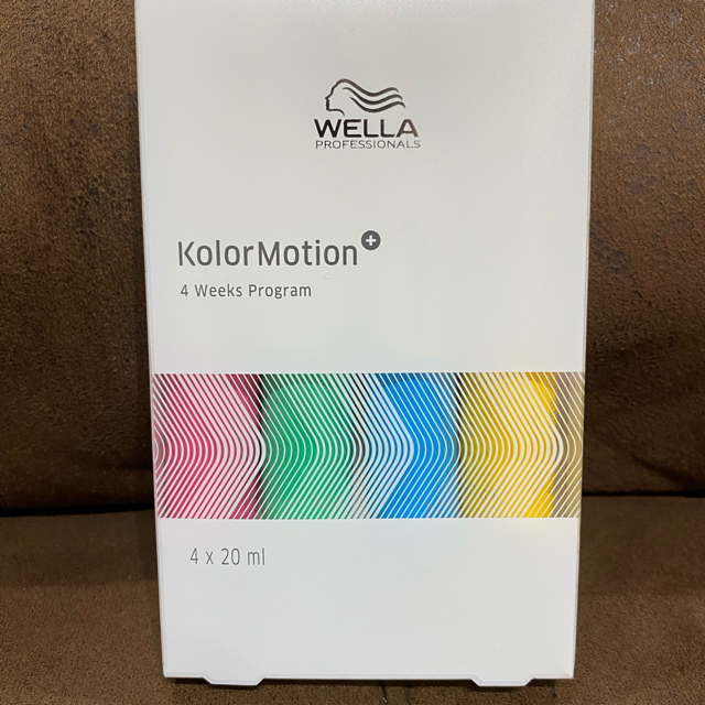 WELLA(ウエラ)のウエラ　カラーモーション　４ウィークプログラム　２セット コスメ/美容のヘアケア/スタイリング(トリートメント)の商品写真