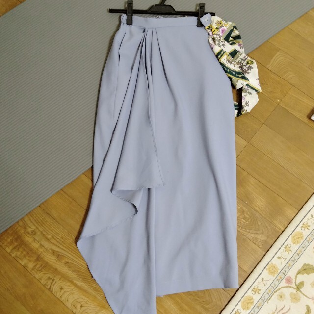 Ameri VINTAGE(アメリヴィンテージ)のSCARF SHOULDER DHOTI SKIRT レディースのスカート(ロングスカート)の商品写真