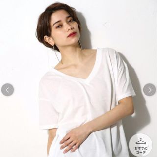 アズールバイマウジー(AZUL by moussy)の新品未使用　AZULbymoussy 天竺ゆるBODY　Vネック半袖プルオーバー(Tシャツ(半袖/袖なし))