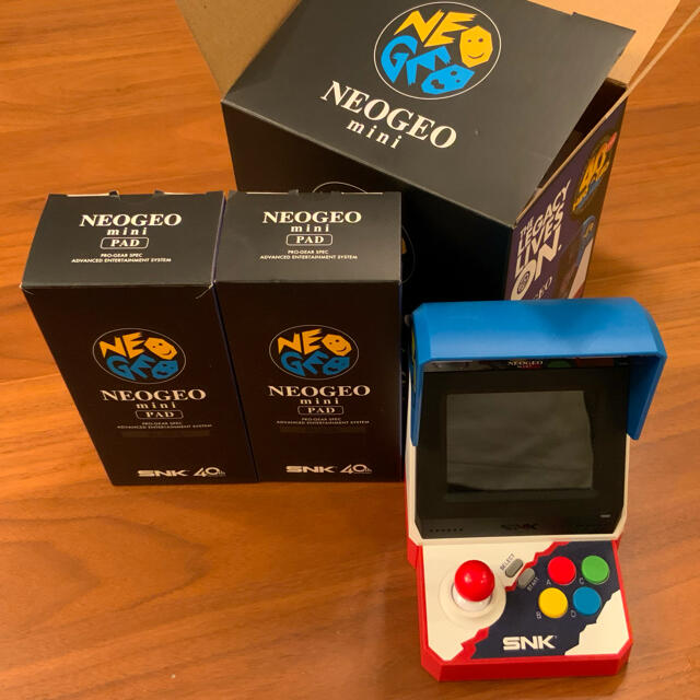 NEOGEO(ネオジオ)のNEOGEO mini エンタメ/ホビーのゲームソフト/ゲーム機本体(家庭用ゲーム機本体)の商品写真