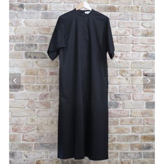 ハイク(HYKE)のhyke pleated shirts dress(ロングワンピース/マキシワンピース)