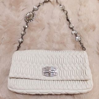 ミュウミュウ(miumiu)のmiumiu ♡ ナッパクリスタル ♡ 新品未使用 ♡(クラッチバッグ)