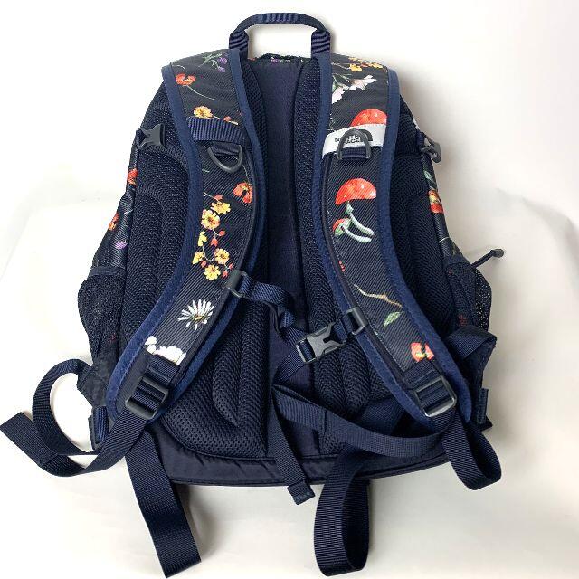 THE NORTH FACE(ザノースフェイス)のNM71903 ノースフェイス バックパック アビエイターネイビー 花柄 メンズのバッグ(バッグパック/リュック)の商品写真