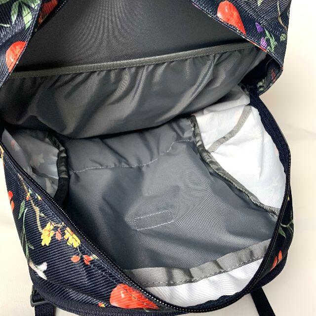 THE NORTH FACE(ザノースフェイス)のNM71903 ノースフェイス バックパック アビエイターネイビー 花柄 メンズのバッグ(バッグパック/リュック)の商品写真