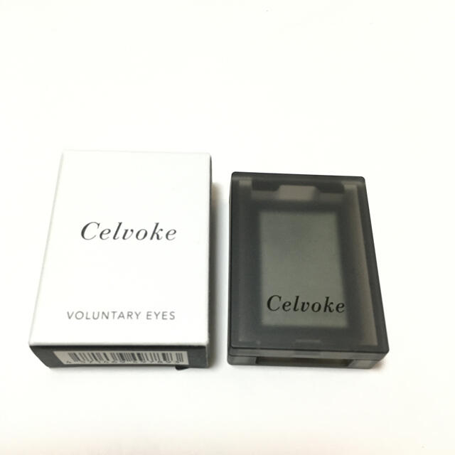 Cosme Kitchen(コスメキッチン)のCelvoke セルヴォーク ヴォランタリー アイズ 20 アイシャドウ  コスメ/美容のベースメイク/化粧品(アイシャドウ)の商品写真