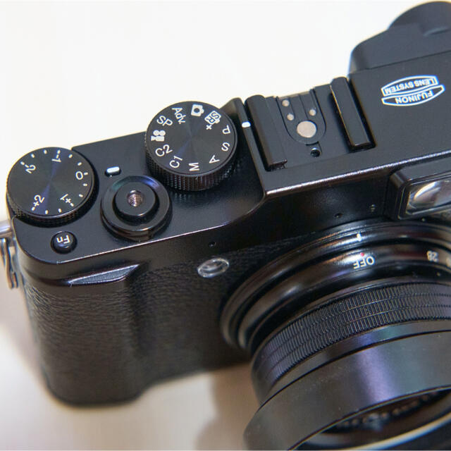 富士フイルム - FUJIFILM 富士フイルム X20 BLACKの通販 by