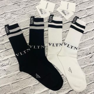 ヴァレンティノ(VALENTINO)の新品★2足セット★ VALENTINO VLTN ヴァレンティノ ソックス(ソックス)