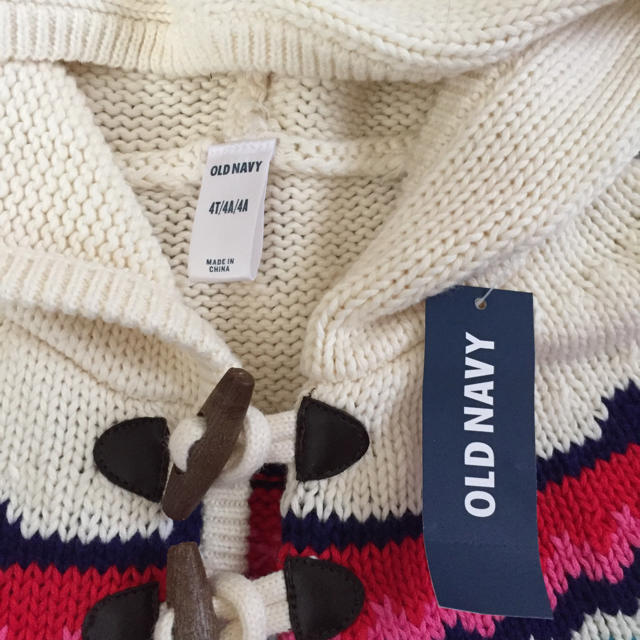 Old Navy(オールドネイビー)の新品OLDNAVYニットポンチョ キッズ/ベビー/マタニティのキッズ服女の子用(90cm~)(ニット)の商品写真