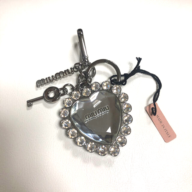 MIU MIU - miu miu クリスタルモチーフ キーリングの通販 by MIU MIU - miu miu クリスタルモチーフ キーリングの通販 by