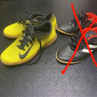 子供用 フットサルシューズ NIKE(シューズ)