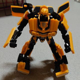 バンブルビー(BumBleBee)の【tak様専用】【海外製品】トランスフォーマー バンブルビー 2体セット(アニメ/ゲーム)