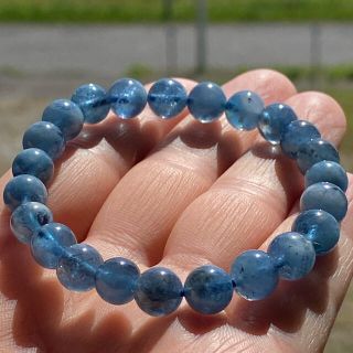 モダンな青色☆モザンビーク産 ブラックアクアマリンブレスレット