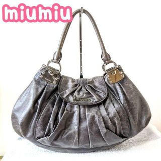 ミュウミュウ(miumiu)の【miumiu】トートバッグ　ハンドバッグ　レザー　シワ加工　ギャザー(ハンドバッグ)