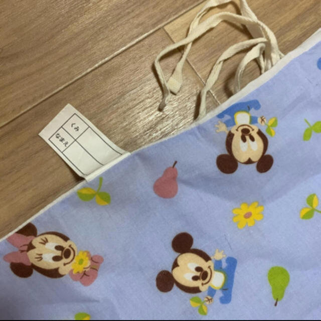 Disney(ディズニー)のディズニー★シーツカバー キッズ/ベビー/マタニティの寝具/家具(ベビー布団)の商品写真