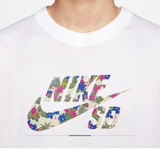 ナイキ(NIKE)のNIKE tシャツ(Tシャツ/カットソー(半袖/袖なし))