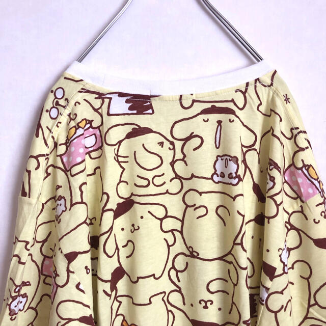 ポムポムプリン(ポムポムプリン)のポムポムプリン 総柄Tシャツ 4L 黄色 サンリオ ロング丈 大きなサイズ レディースのトップス(Tシャツ(半袖/袖なし))の商品写真