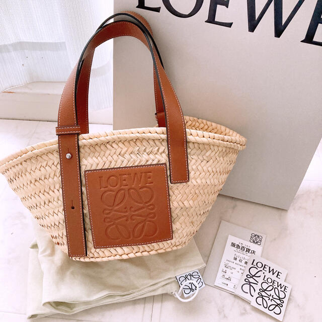 未使用極美品✨LOEWE ロエベ　シェルバスケットバッグ　スモール　カゴバッグ