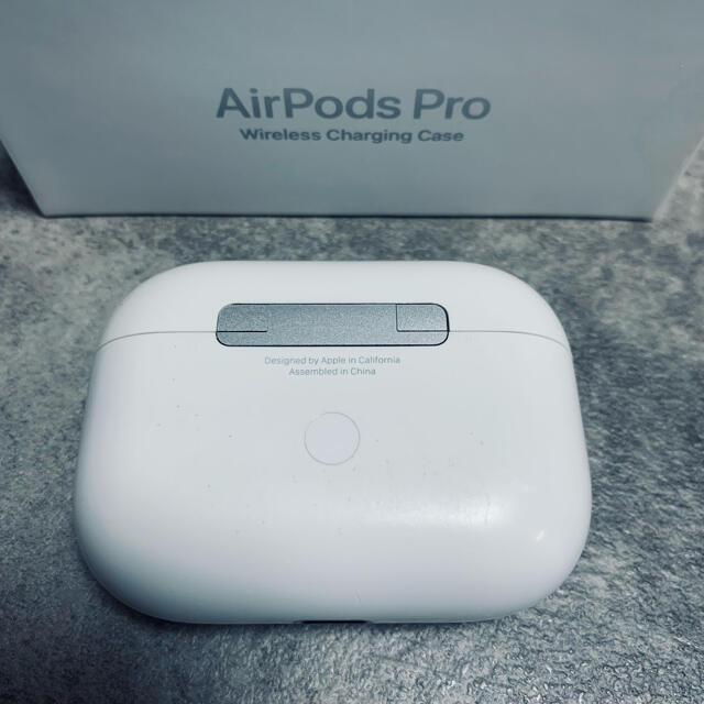 Apple AirPods  Pro エアーポッズ　充電ケースのみ商品状態