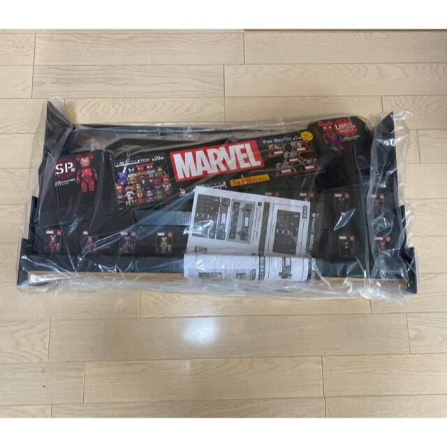 MARVEL(マーベル)のマーベル　ベアブリック　商品棚 エンタメ/ホビーのフィギュア(その他)の商品写真